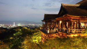 kyoto_kiyomizu_dera_temple_night_view-1390520